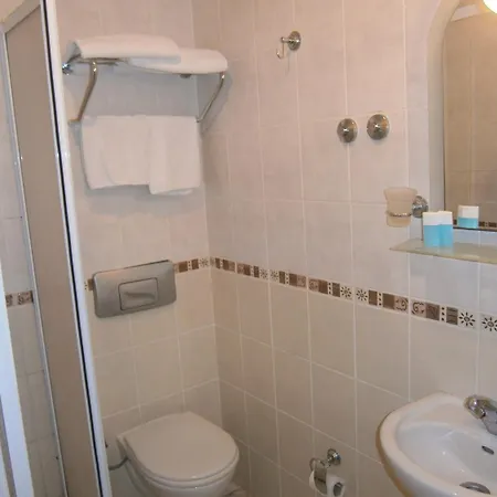 Nova Hotel 5*