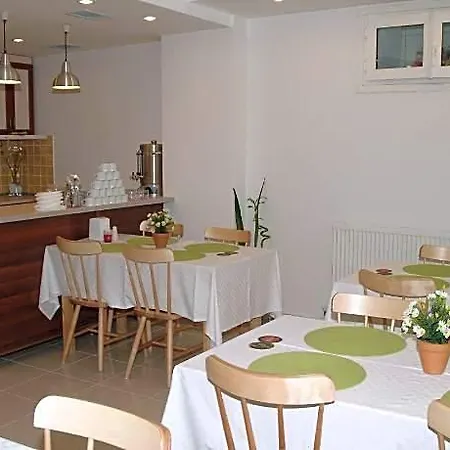 Nova Hotell