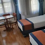 Nova 5*